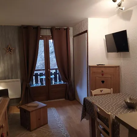 La Couette Apartment *